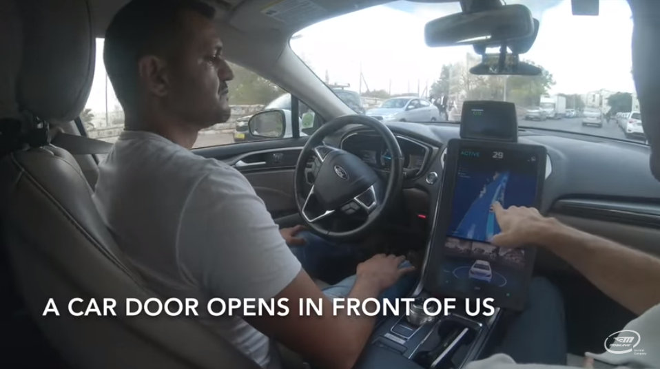 Mobileye’s Autonomous Vehicle Drives Safely Through Crowded Streets