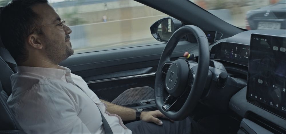 Mobileye’s autonomous-vehicle test drivers are professional driving instructors who test our technologies in real-world traffic.