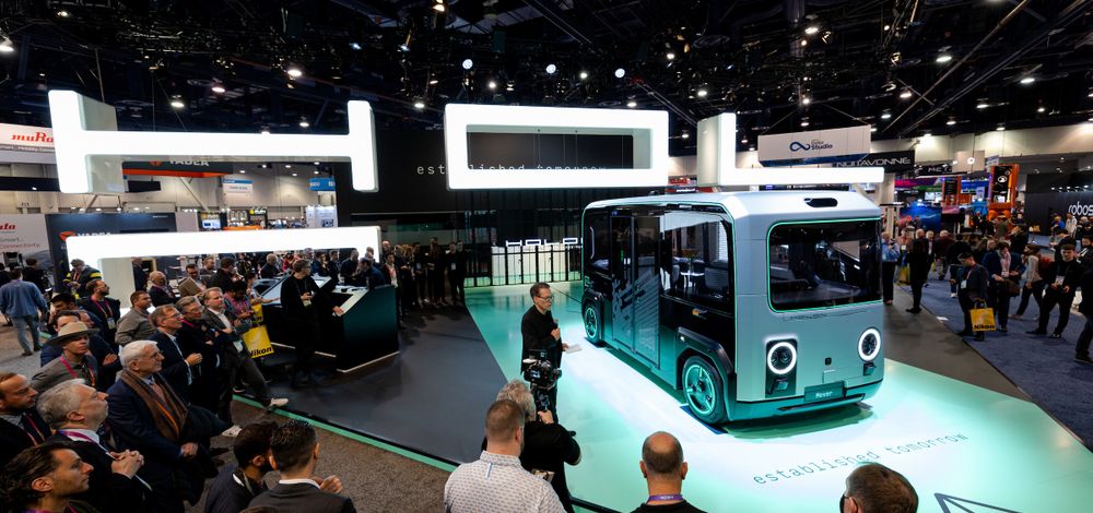 At CES 2023, HOLON announced partnerships for autonomous mobility services with Beep and Hamburger Hochbahn. (Credit: HOLON)